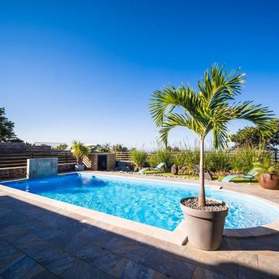 La plage de la piscine location villa Sylbria étang salé ile de la réunion